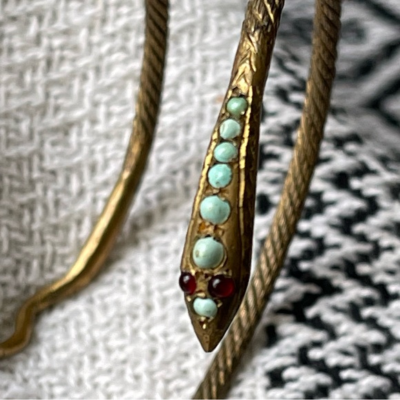 Vintage Coiled Gilt Egyptian Revival Silver Snake Bangle Turquoise Garnet Eyes - Picture 8 of 17